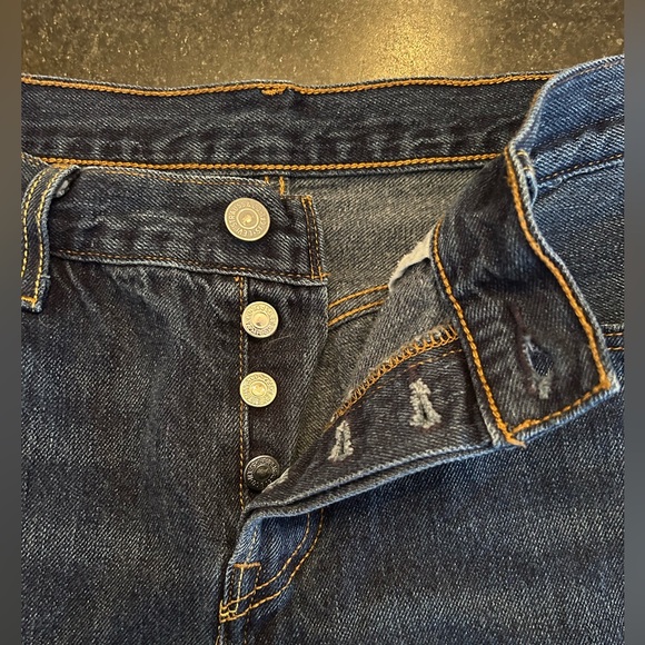 Levi’s 501 CT (Customized & Tapered) Button-Fly Blue Jeans - Size 28W x 32L - Picture 5 of 10